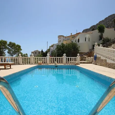 Mar23j Holiday home